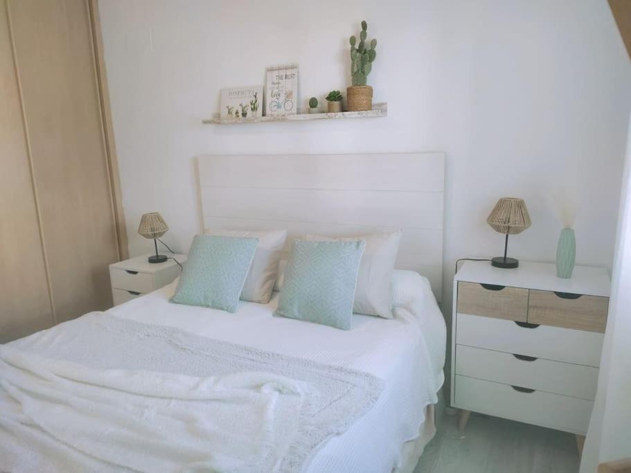 Moderno Apartamento En Oliva Nova Golf & Met Eksteriør billede